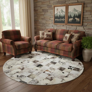 HomeRoots 8' Durable Granite Gray, Ivory & Black Patchwork Round Rug - Washable with UV Protection & Style! 644733