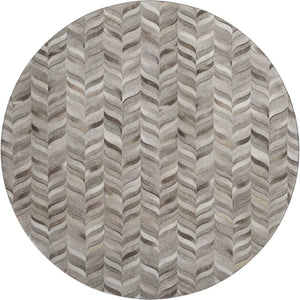 HomeRoots 8' Gray and Ivory Geometric Washable Round Rug – Durable, UV-Protected, Perfect for High-Traffic Areas 644745