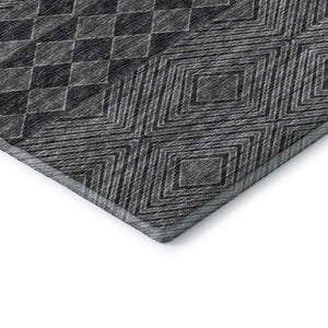 HomeRoots 5' X 8' Gray and Black Geometric Area Rug - Washable, UV Protected, Stain Resistant for Modern Homes 644768