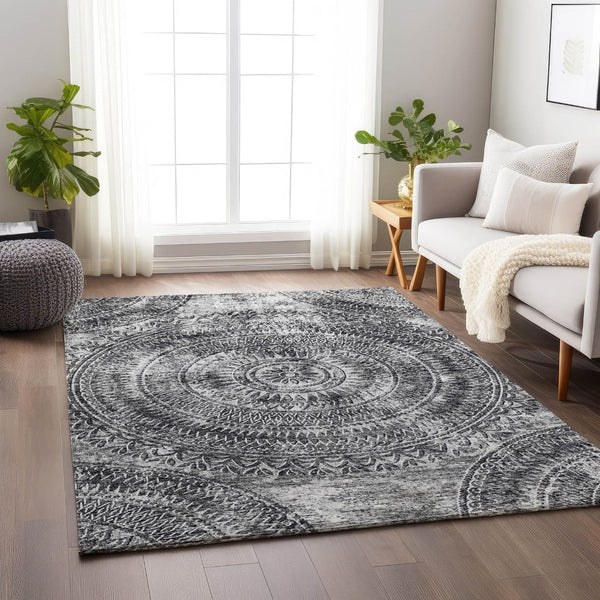 HomeRoots 8' X 10' Gray and Ivory Medallion Area Rug - Washable, Durable, UV-Protected for Stylish Homes 644914