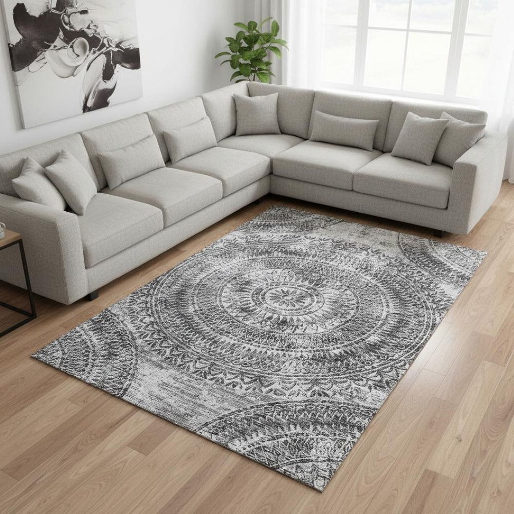 HomeRoots 8' X 10' Gray and Ivory Medallion Area Rug - Washable, Durable, UV-Protected for Stylish Homes 644914