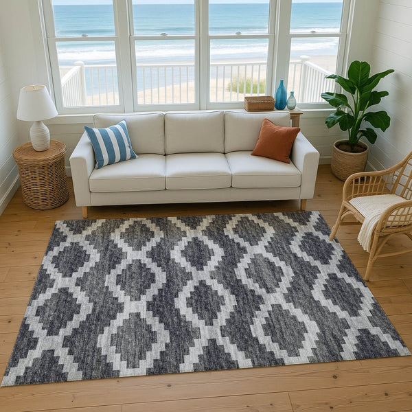 HomeRoots 5' Tribal Washable Area Rug in Gray, Ivory & Charcoal - UV Protected, Stain Resistant, Easy Care! 644954