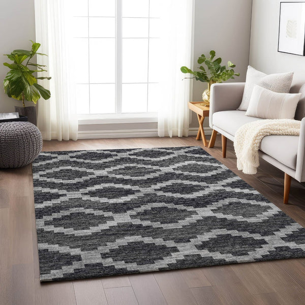 HomeRoots 5' Tribal Washable Area Rug in Gray, Ivory & Charcoal - UV Protected, Stain Resistant, Easy Care! 644954