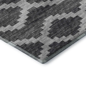 HomeRoots 5' Tribal Washable Area Rug in Gray, Ivory & Charcoal - UV Protected, Stain Resistant, Easy Care! 644954