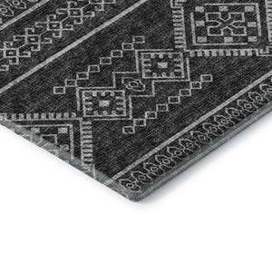 HomeRoots 5' X 8' Gray And Ivory Tribal Area Rug - Durable, Washable, UV-Protected for High Traffic Spaces 645081