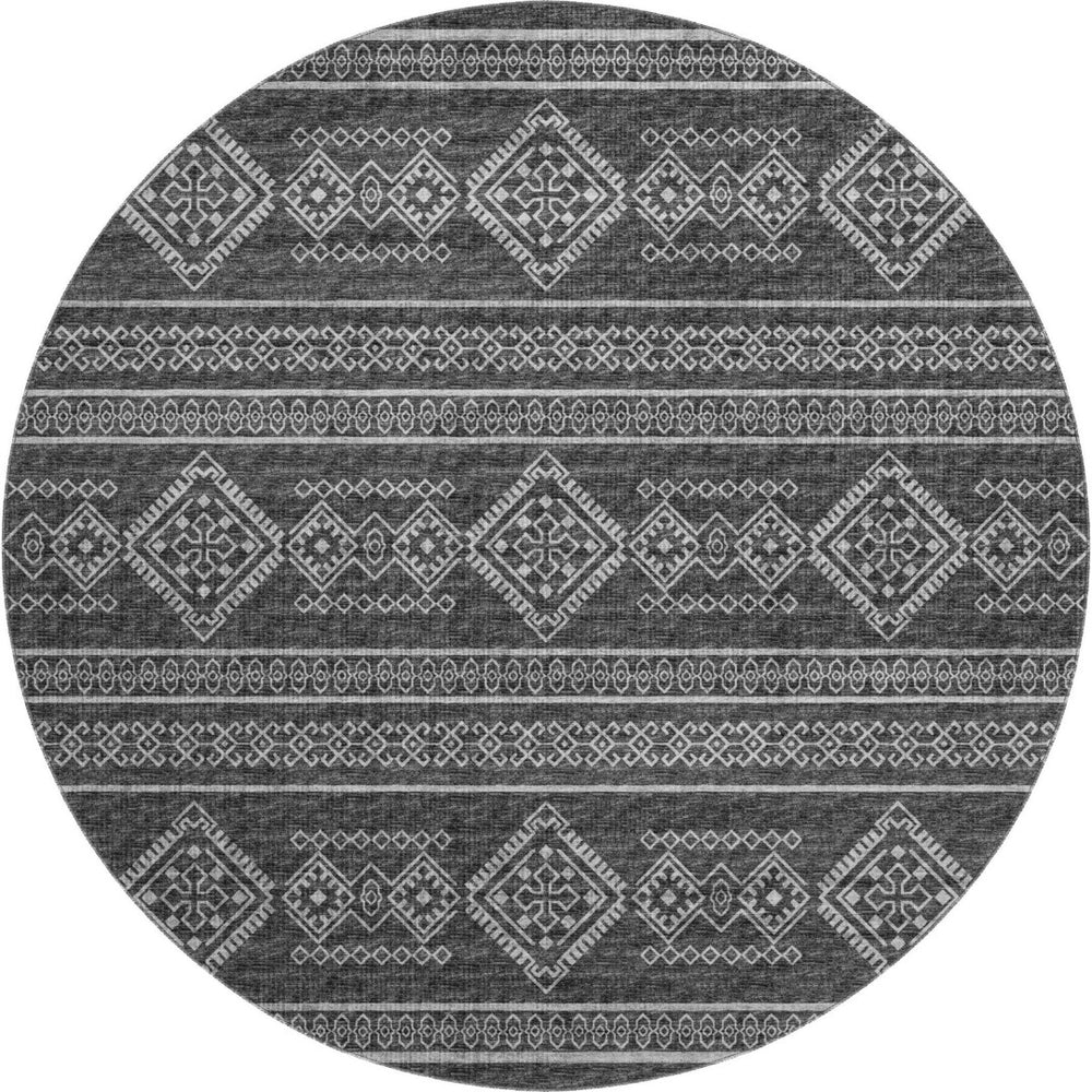 HomeRoots 8' Gray And Ivory Tribal Round Rug - Stylish, Washable, UV-Protected for Durable Everyday Use 645082