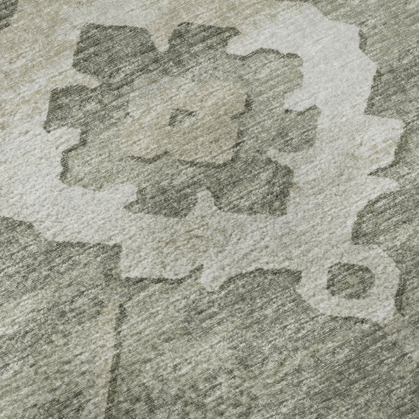 HomeRoots 5' Olive Green & Ivory Floral Medallion Area Rug – Washable, UV-Protected, Stain-Resistant Charm! 645117