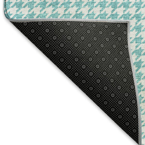 HomeRoots 8' Aqua and White Houndstooth Round Rug - Stylish, Washable, UV-Protected for Modern Homes 645142