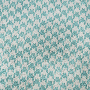 HomeRoots 8' Aqua and White Houndstooth Round Rug - Stylish, Washable, UV-Protected for Modern Homes 645142