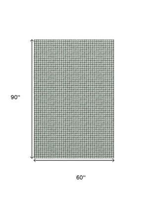 HomeRoots 5' Green and White Houndstooth Area Rug - Washable, UV Protected, Stain Resistant, Perfect for Families 645147