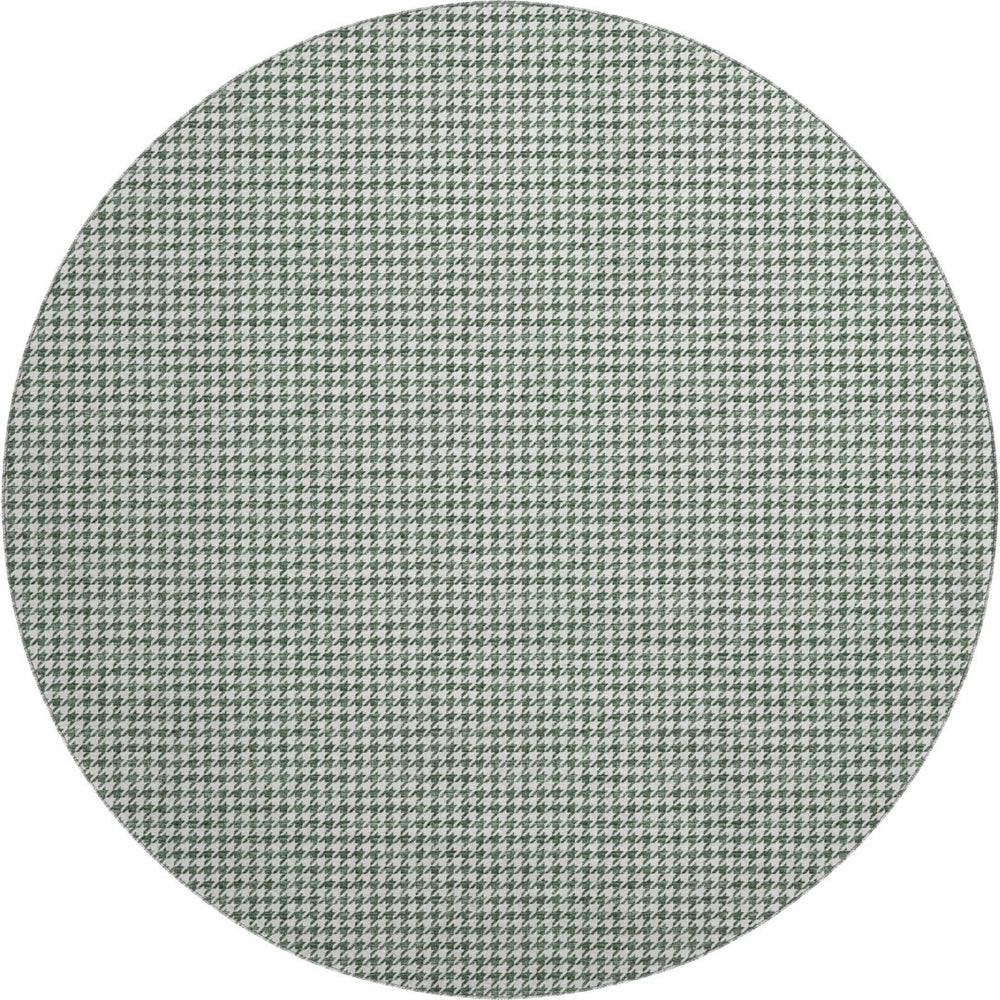 HomeRoots 8' Green And White Houndstooth Washable Round Rug - Durable, UV Protected, Stain-Resistant Beauty! 645148