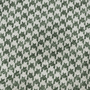 HomeRoots 8' Green And White Houndstooth Washable Round Rug - Durable, UV Protected, Stain-Resistant Beauty! 645148