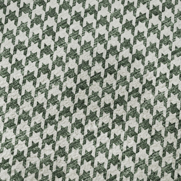 HomeRoots 8' Green And White Houndstooth Washable Round Rug - Durable, UV Protected, Stain-Resistant Beauty! 645148
