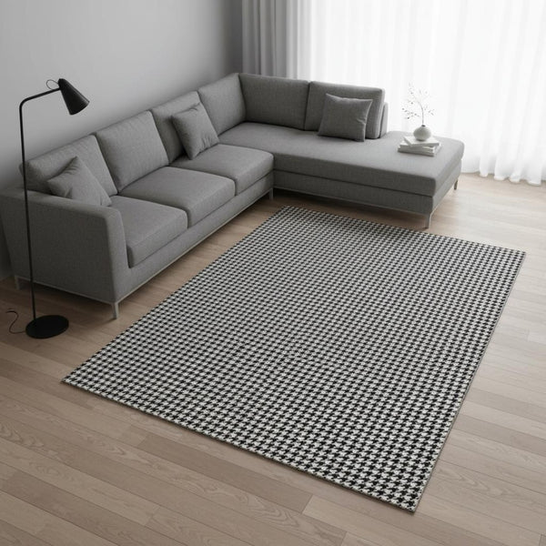 HomeRoots 8' X 10' Houndstooth Area Rug – Washable, UV Protected, Stain Resistant – Perfect for Family Spaces! 645173