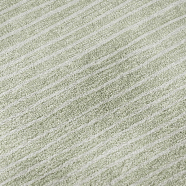 HomeRoots 8' Light Gray and Ivory Striped Round Washable Rug - Durable, UV Protected, Perfect for Busy Homes! 645208