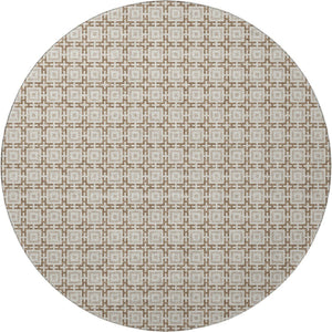 HomeRoots 8' Taupe and Beige Geometric Round Rug – Washable, UV Protected, Durable & Stain-Resistant Style! 645244