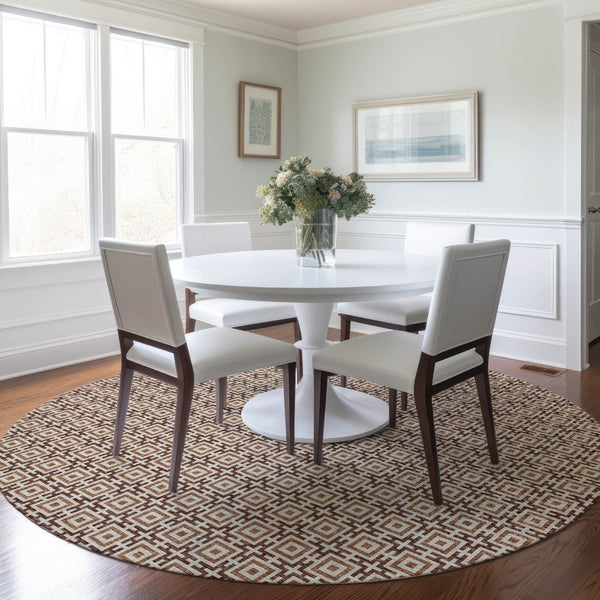 HomeRoots 8' Stylish Rust and Beige Geometric Round Rug - Washable, Stain Resistant, UV Protected for Any Room 645250