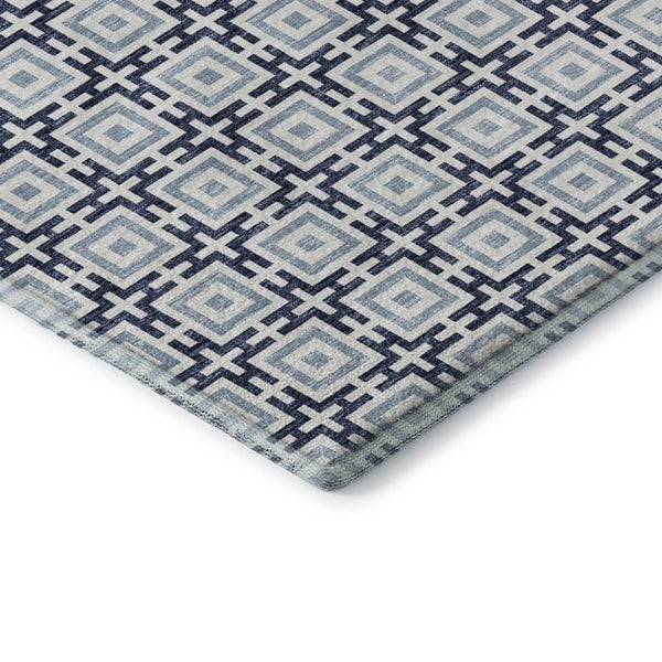 HomeRoots 8' Navy Blue and Ivory Geometric Round Rug - Washable, UV-Protected, Stylish for Any Space! 645268