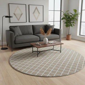 HomeRoots 8' Taupe and Ivory Geometric Washable Round Rug - UV Protected, Durable, Stylish for Any Space 645286