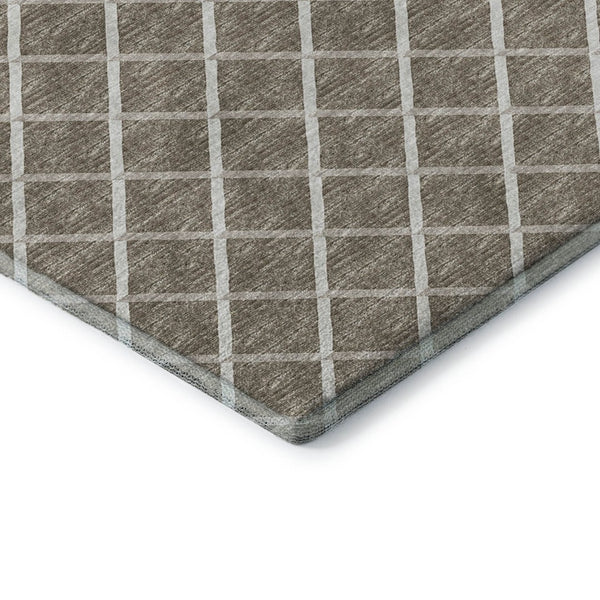 HomeRoots 8' X 10' Stylish Taupe and Ivory Geometric Area Rug - Washable, UV-Protected, Durable Design! 645287