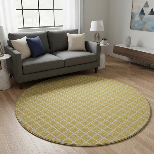 HomeRoots 8' Gold and Ivory Geometric Round Rug - Washable, UV Protected, Durable for High-Traffic Areas 645292