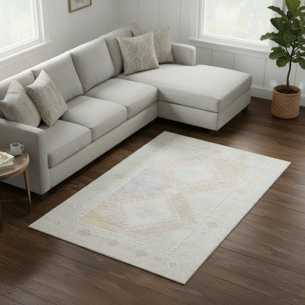 HomeRoots 8' X 10' Stylish Gray and Ivory Geometric Area Rug – Washable, UV-Protected, and Kid-Friendly Design! 645622