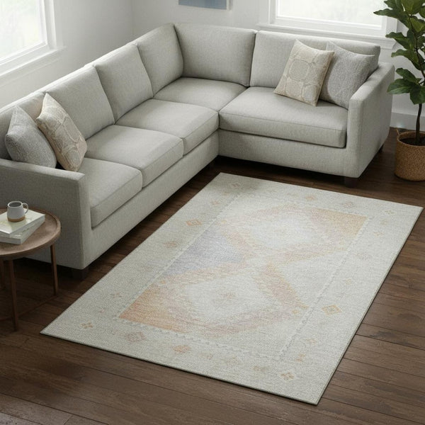 HomeRoots 9' X 12' Gray & Ivory Geometric Area Rug - Washable, UV-Protected, Stain-Resistant, Stylish Design 645623