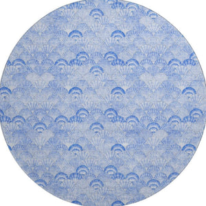 HomeRoots 8' Blue and Ivory Geometric Round Rug - Washable, UV-Protected, Perfect for Coastal-Inspired Homes! 645735