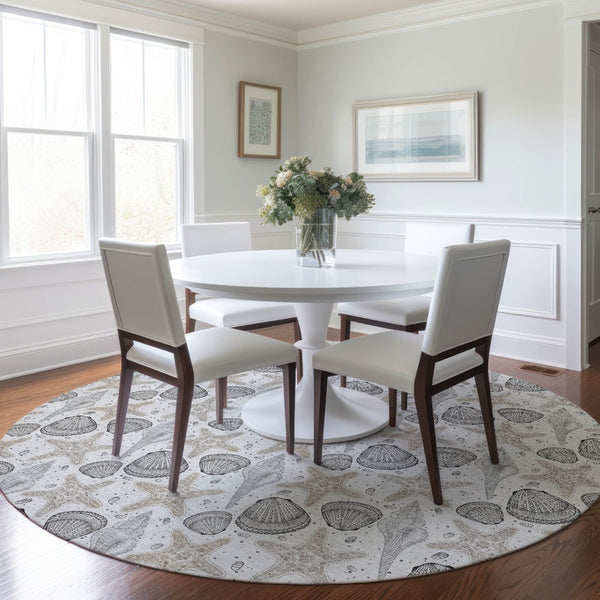 HomeRoots 8' Modern Coastal Gray & Charcoal Geometric Washable Round Rug - UV Protection & Stain-Resistant! 645777