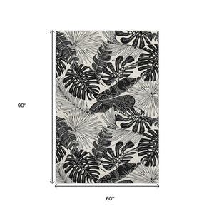 HomeRoots 5' X 8' Stylish Midnight & Ivory Geometric Area Rug - Washable, Durable, UV Protected for Family Homes 646399