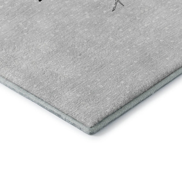 HomeRoots 5' X 8' Gray And Ivory Animal Print Area Rug – Washable, UV-Protected, Pet-Friendly Accent for Your Home 646459