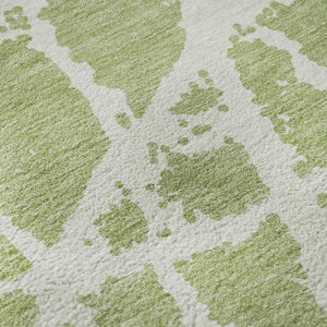 HomeRoots 8' Fern Green and Ivory Abstract Washable Round Area Rug with UV Protection for High-Traffic Homes 646509