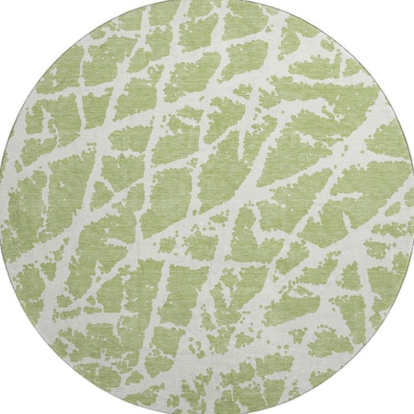 HomeRoots 8' Fern Green and Ivory Abstract Washable Round Area Rug with UV Protection for High-Traffic Homes 646509