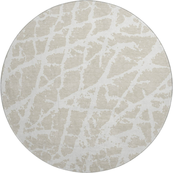 HomeRoots 8' Beige and Ivory Abstract Round Rug - Washable, UV Protected, Durable, Perfect for High-Traffic Areas 646515