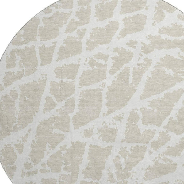HomeRoots 8' Beige and Ivory Abstract Round Rug - Washable, UV Protected, Durable, Perfect for High-Traffic Areas 646515