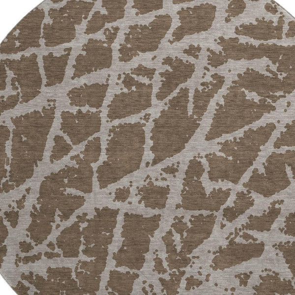 HomeRoots 8' Brown and Ivory Abstract Round Rug - Durable, Washable, UV-Protected for Modern Spaces 646527