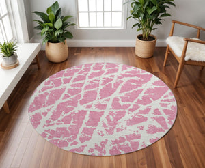 HomeRoots 8' Pink And Ivory Abstract Washable Round Rug - Durable, Stain-Resistant, UV-Protected and Stylish! 646575