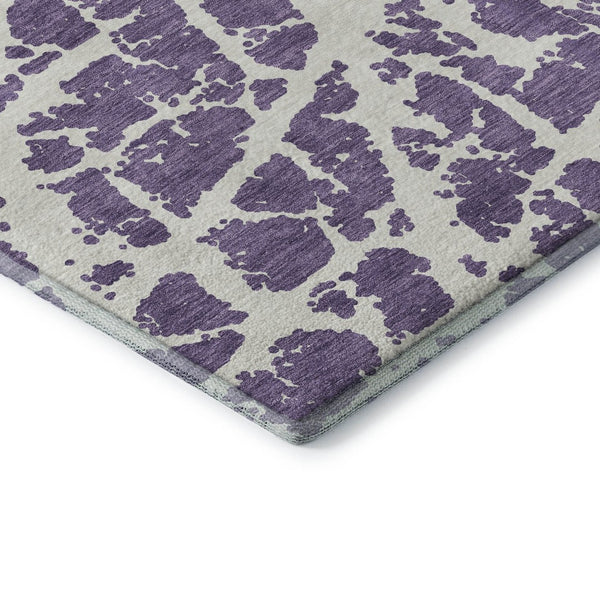 HomeRoots 8' Purple and Ivory Abstract Washable Round Rug – Durable, Stain-Resistant, UV Protected Design! 646581