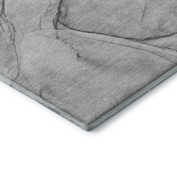 HomeRoots 8' Gray and Charcoal Abstract Round Rug - Washable, Durable, UV Protection for High-Traffic Areas 646623