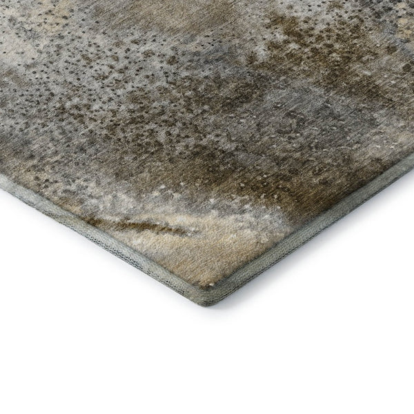 HomeRoots 8' Beige And Ivory Abstract Round Area Rug – Washable, UV Protected, Durable Design for High Traffic Areas 646765