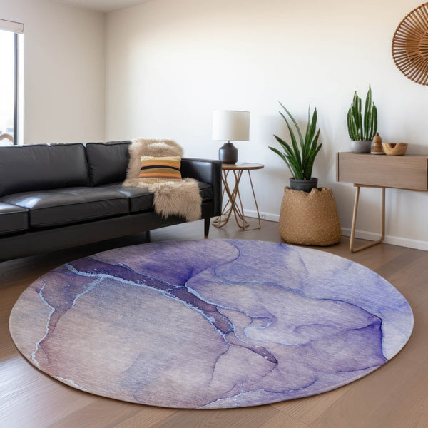HomeRoots 8' Navy Blue and Ivory Abstract Round Rug - Washable, UV Protected, Stain Resistant for High-Traffic Areas 646909