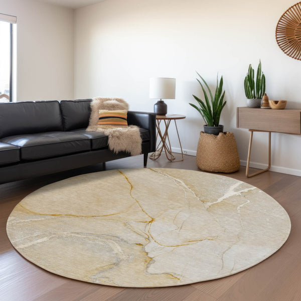 HomeRoots 8' Beige and Ivory Abstract Washable Round Rug - Durable, UV-Protected, Easy-Care for Modern Spaces 646951
