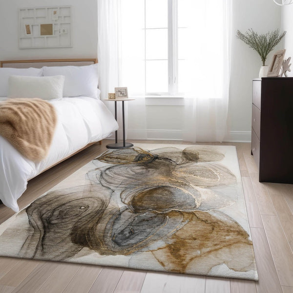 HomeRoots 8' X 10' Brown And Ivory Abstract Washable Area Rug - Durable, UV Protected, Perfect for High-Traffic Spaces! 647024