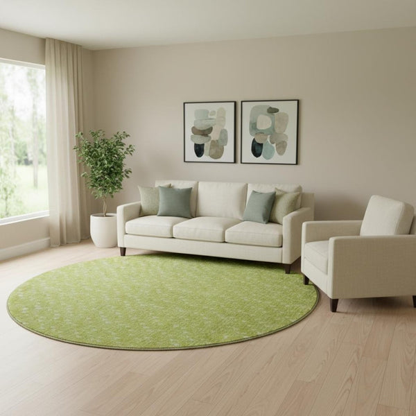 HomeRoots 8' Fern Green & Ivory Geometric Washable Round Rug – Durable, Stylish, UV-Protected for Any Space! 647053