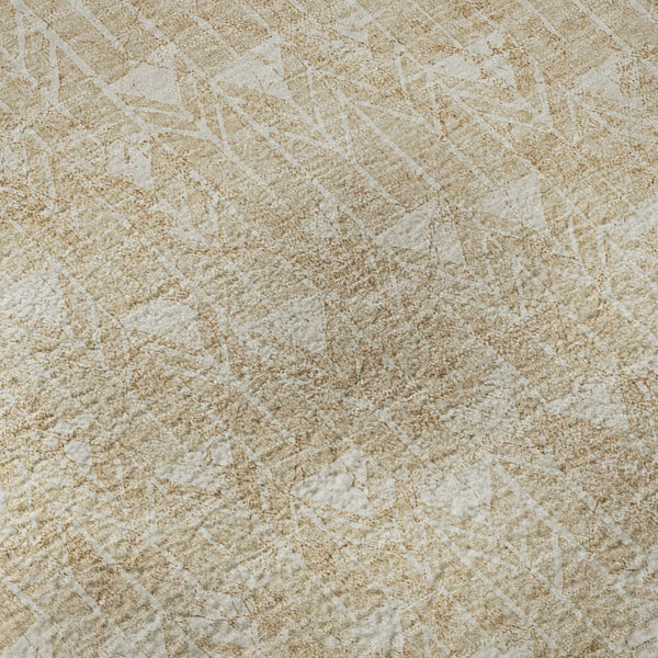 HomeRoots 8' Beige and Ivory Geometric Round Rug - Stylish, Washable, UV-Protected for Any Space, Pets & Kids! 647059