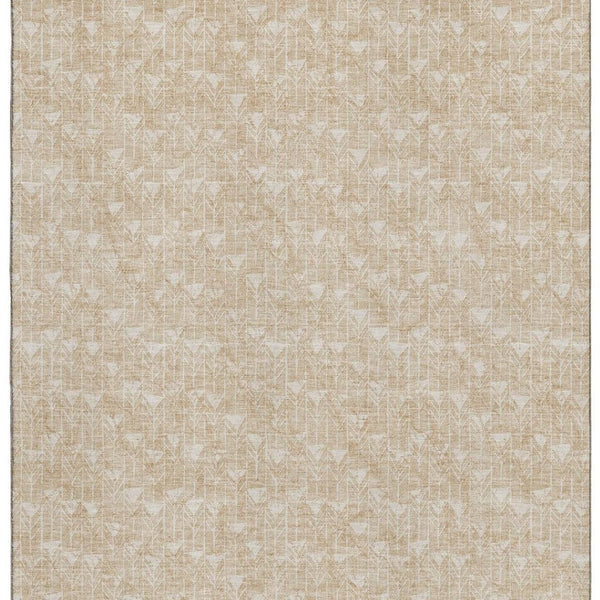 HomeRoots 10' Beige and Ivory Geometric Area Rug - Washable, UV Resistant, Perfect for High-Traffic Spaces! 647062