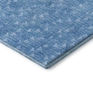 HomeRoots 8' Blue and Ivory Geometric Washable Round Rug - Durable, Stain-Resistant with UV Protection! 647065