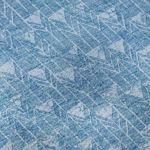 HomeRoots 8' Blue and Ivory Geometric Washable Round Rug - Durable, Stain-Resistant with UV Protection! 647065