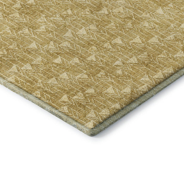 HomeRoots 8' X 10' Gold and Ivory Geometric Area Rug – Stylish, Washable, and UV-Protected for Modern Spaces 647084