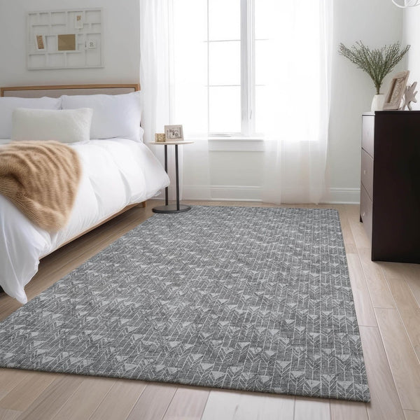 HomeRoots 5' X 8' Gray And Ivory Geometric Washable Area Rug - Durable, Stain Resistant, UV Protected Design 647088